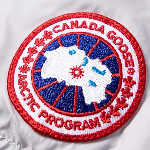 CANADA GOOSE Women's XXL Junction Parka - Picture 10 of 14